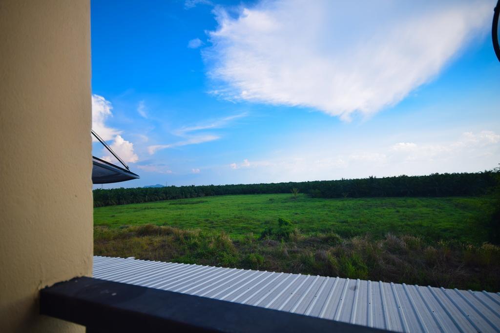 Jc Guesthouse @ Suratthani Airport Сураттхани Экстерьер фото